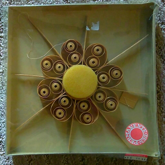 XMAS Danish Large 9" Wood Curl Ornament Lis & Kjel - Picture 2 of 2